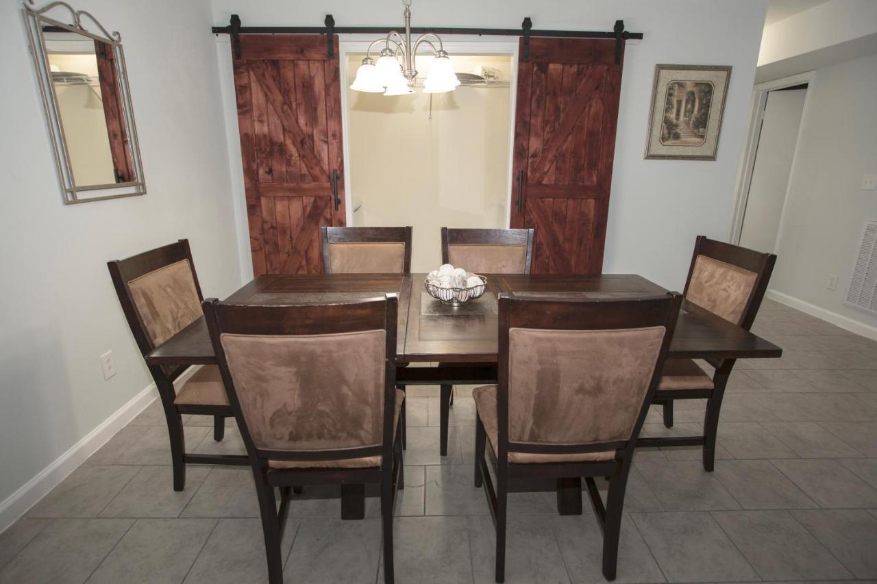 Elegant 3 Bedroom Apt With Free Parking And Balcony Нэшвилл Экстерьер фото